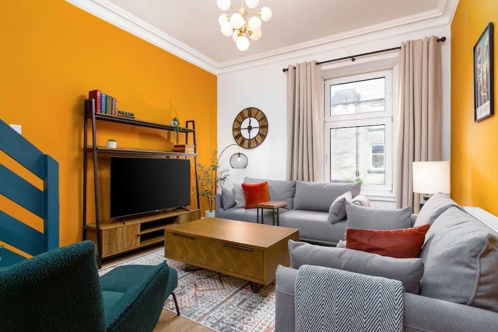 סטירלינג The Stylish 3-Bedroom Maisonette Retreat מראה חיצוני תמונה