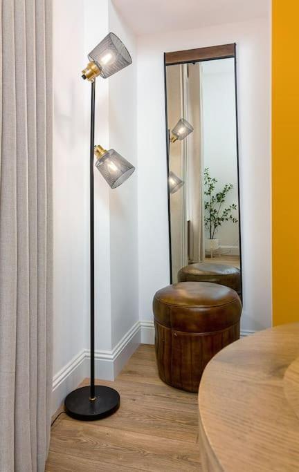 סטירלינג The Stylish 3-Bedroom Maisonette Retreat מראה חיצוני תמונה