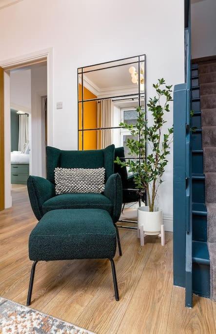 סטירלינג The Stylish 3-Bedroom Maisonette Retreat מראה חיצוני תמונה