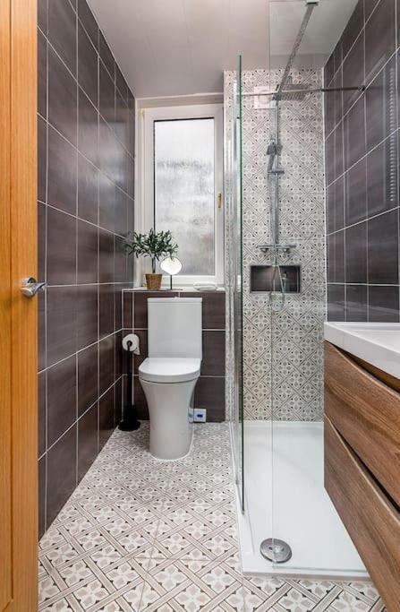 סטירלינג The Stylish 3-Bedroom Maisonette Retreat מראה חיצוני תמונה